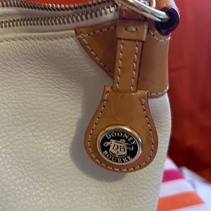 Gorgeous Dooney & Bourke Small Shoulder Bag